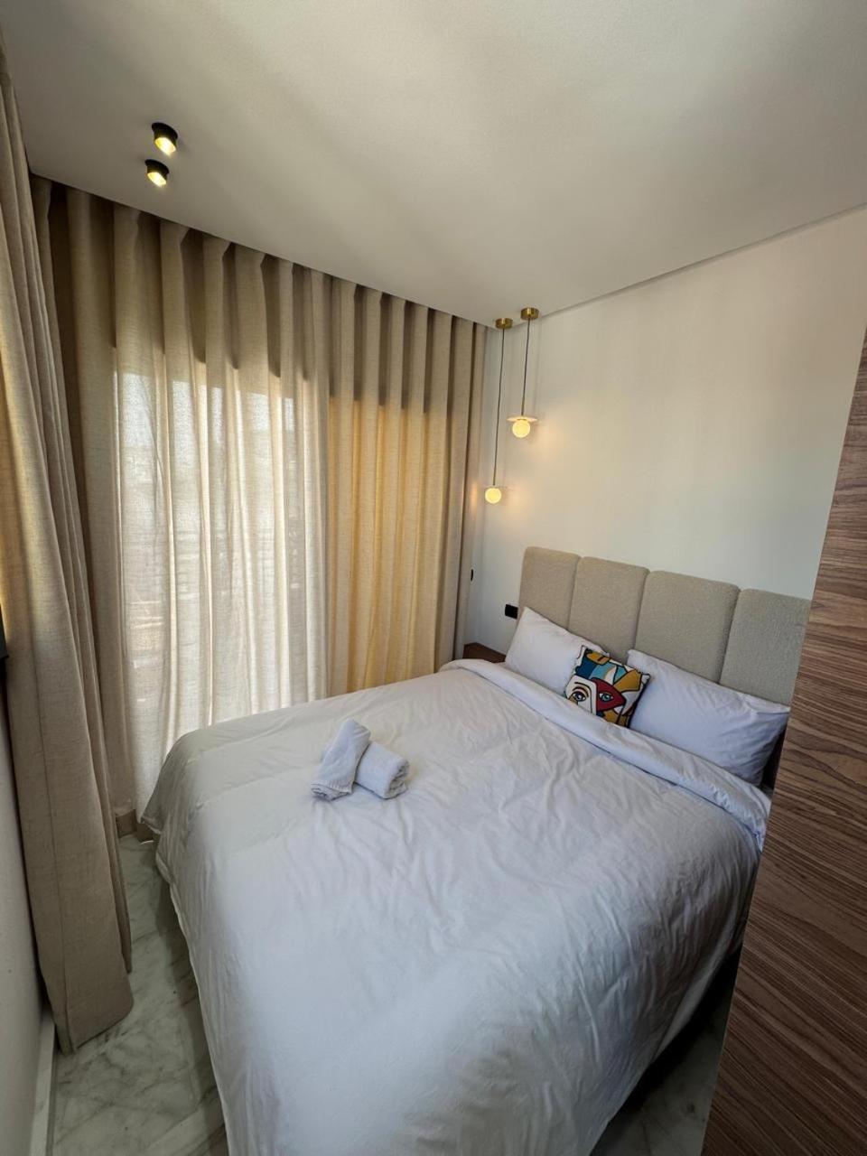 Moderne Idealement Situe A Maarif