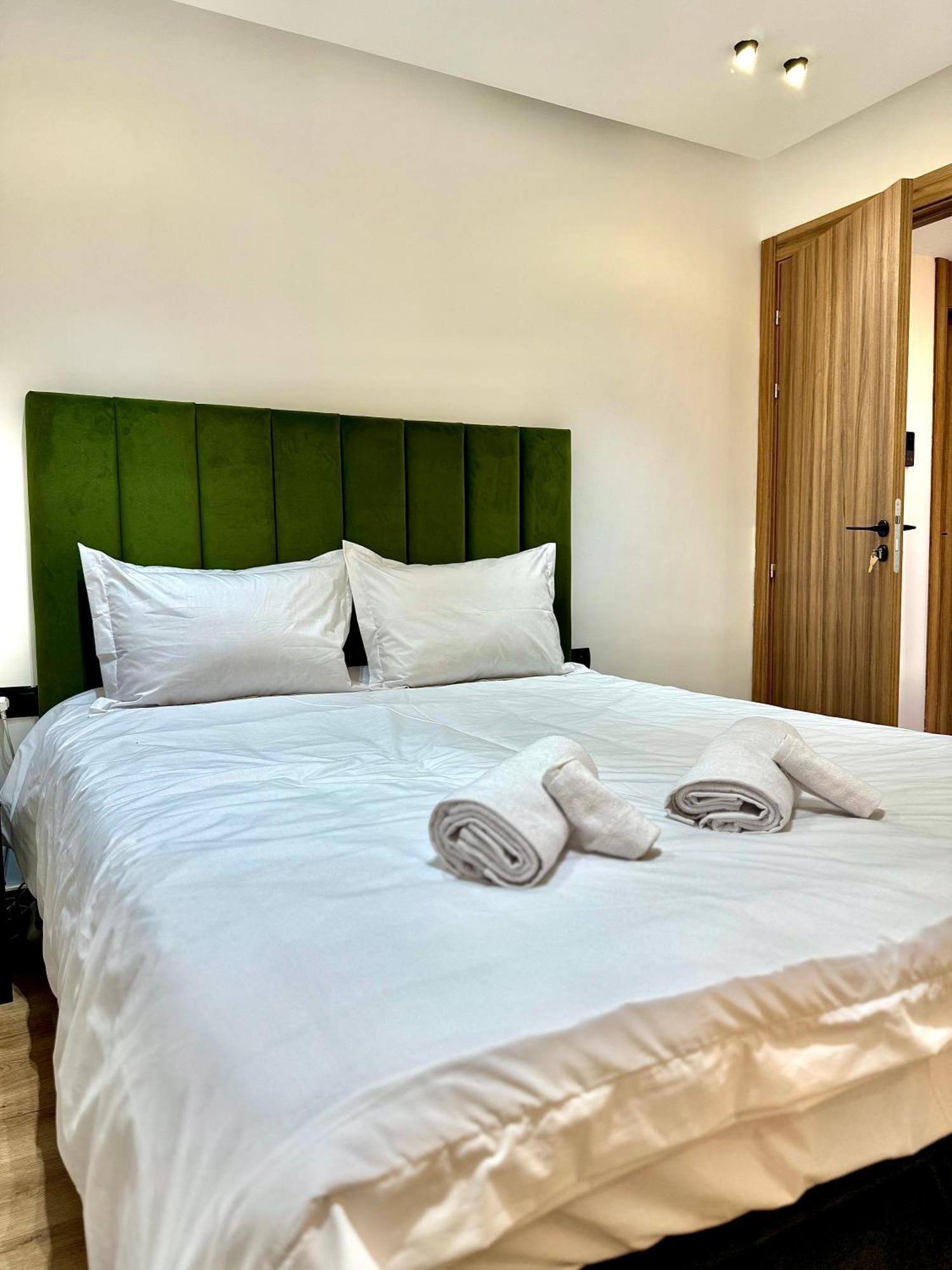 Moderne Idealement Situe A Maarif Apartamento